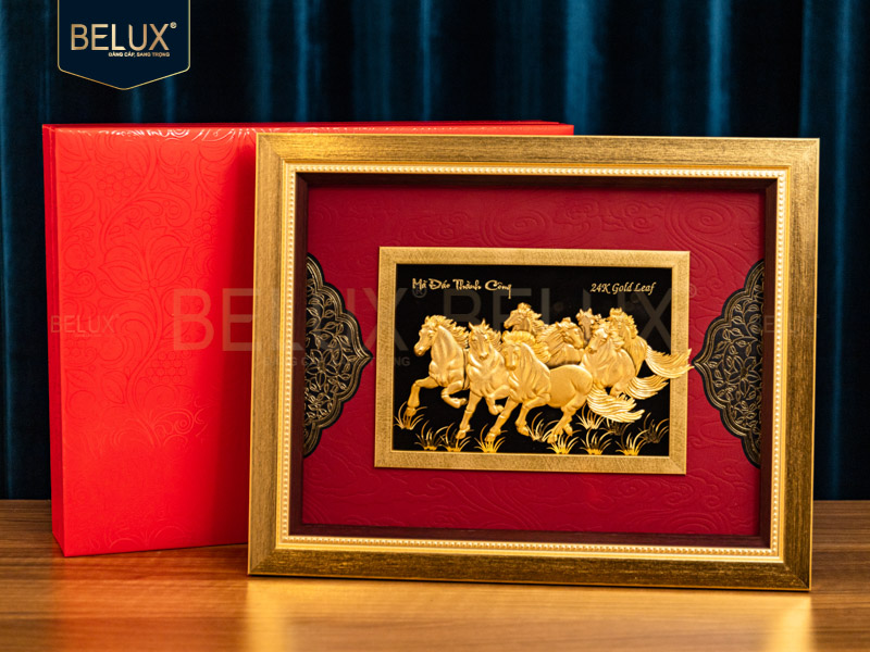 Tranh Bát Mã Dát Vàng 24k 34x27cm